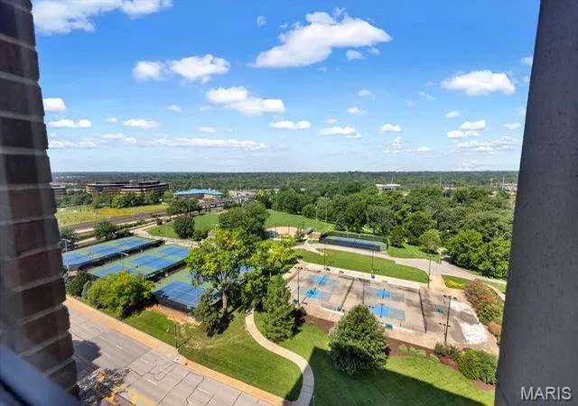 Homes for sale in Clayton, MO | 200 S Brentwood Boulevard, Clayton, MO 63105 | Houzeo