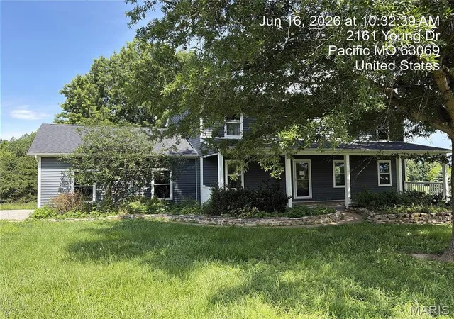 Homes for sale in Pacific, MO | 2161 Young Rd, Pacific, MO 63069 | MLS# MIS26040193
