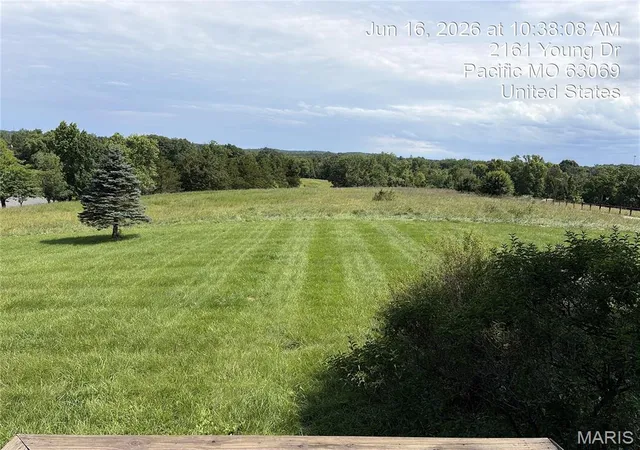Homes for sale in Pacific, MO | 2161 Young Rd, Pacific, MO 63069 | MLS# MIS26040193