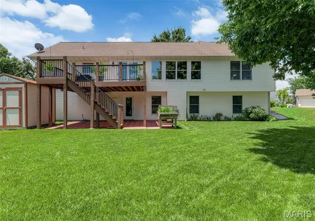 3rd image of 2202 Wild Pigeon Dr, O Fallon, MO 63368 | MLS# MIS26040201