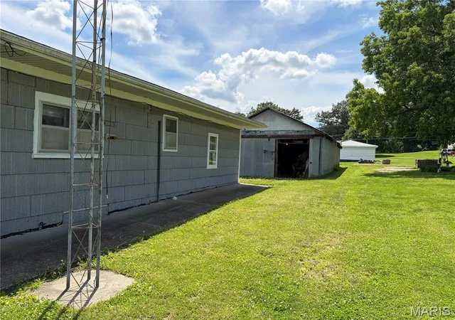 Homes for sale in Taylor Springs, IL | 110 Water St, Taylor Springs, IL 62089 | MLS# MIS26040205