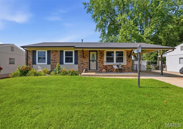 1st image of 3255 Ipswich Ln, Saint Charles, MO 63301 | MLS# MIS26040218