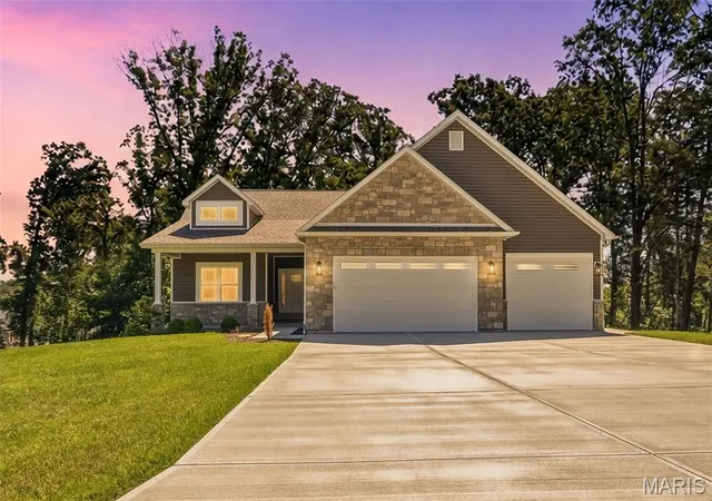 1st image of 442 Shady Trail Dr, Troy, MO 63379 | MLS# MIS26040229
