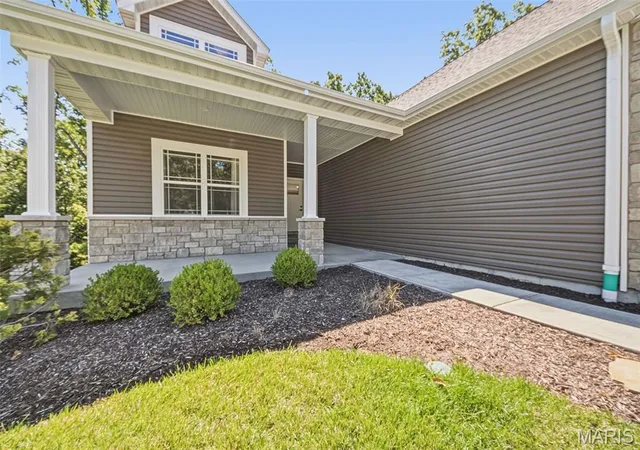 3rd image of 442 Shady Trail Dr, Troy, MO 63379 | MLS# MIS26040229