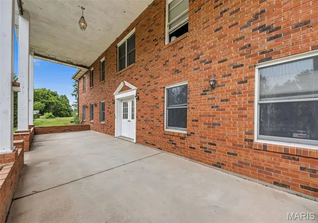 Homes for sale in Elsberry, MO | 70 Hartley Ln, Elsberry, MO 63343 | MLS# MIS26040231