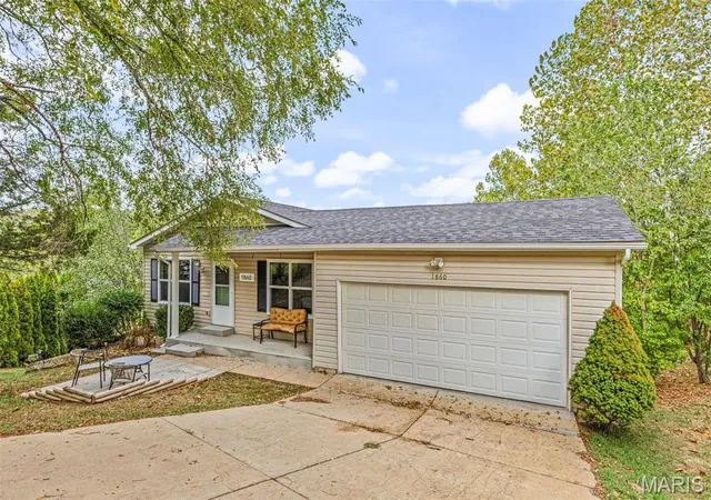 Single family home for sale at 1860 Deer Creek Dr, De Soto, MO 63020 | MLS# MIS26040234