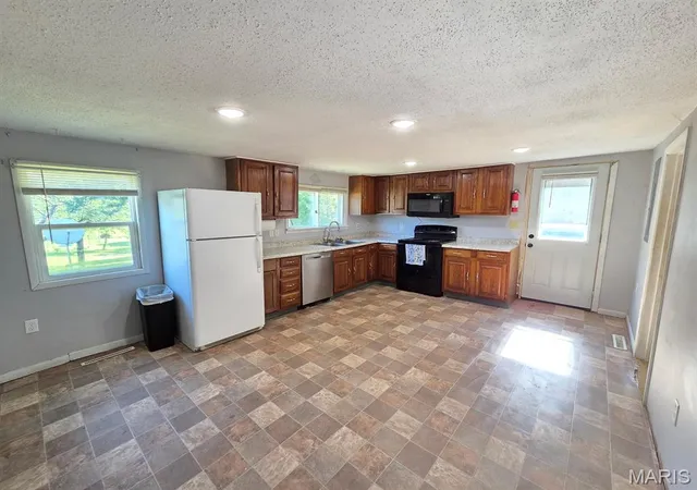 Photo 5 of Single family home for sale at 20881 Main St, Alexandria, MO 63430 | MLS# MIS26040254 | Listing updated on 2026-08-12