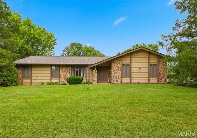 1st image of 15 Whitewood Ct, Saint Peters, MO 63376 | MLS# MIS26040269