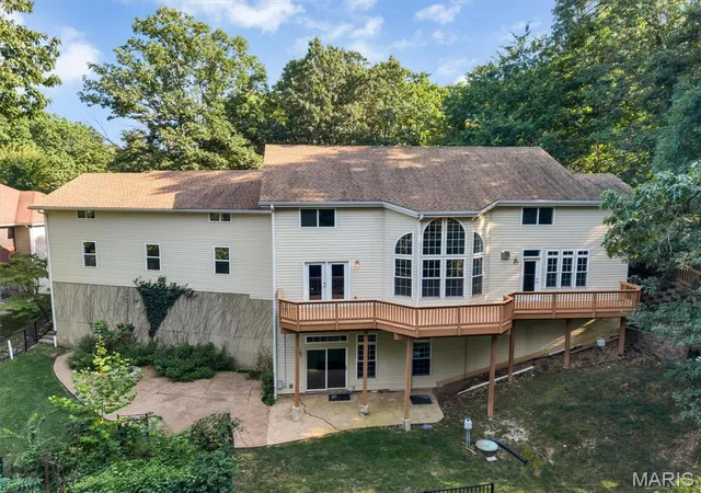 Photo 2 of Single family home for sale at 1549 Paradise Valley Dr, High Ridge, MO 63049 | MLS# MIS26040315 | Listing updated on 2026-08-31