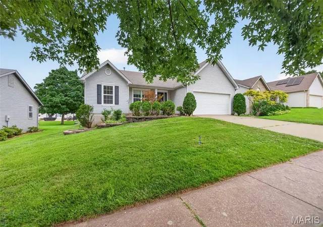 2nd image of 2544 Abbydale Dr, Saint Charles, MO 63303 | MLS# MIS26040321
