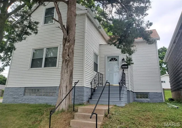 Photo 1 of Single family home for sale at 3667 Steins St, Saint Louis, MO 63116 | MLS# MIS26040327 | Listing updated on 2026-07-21