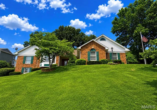 1st image of 17 Rio Vista Dr, Saint Charles, MO 63303 | MLS# MIS26040336
