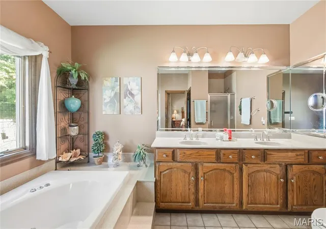 3rd image of 17 Rio Vista Dr, Saint Charles, MO 63303 | MLS# MIS26040336