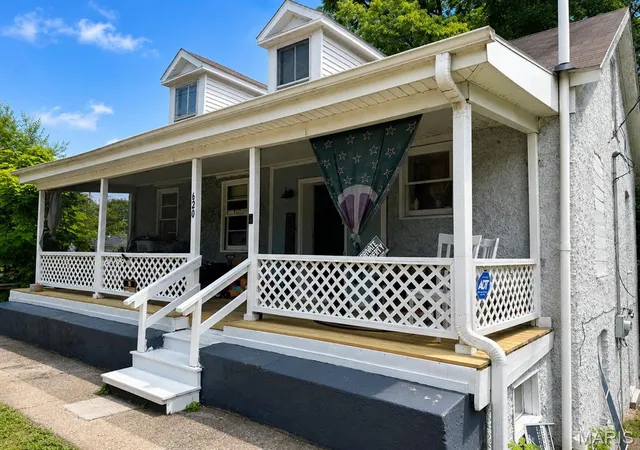 Homes for sale in Louisiana, MO | 620 Maryland St, Louisiana, MO 63353 | MLS# MIS26040337