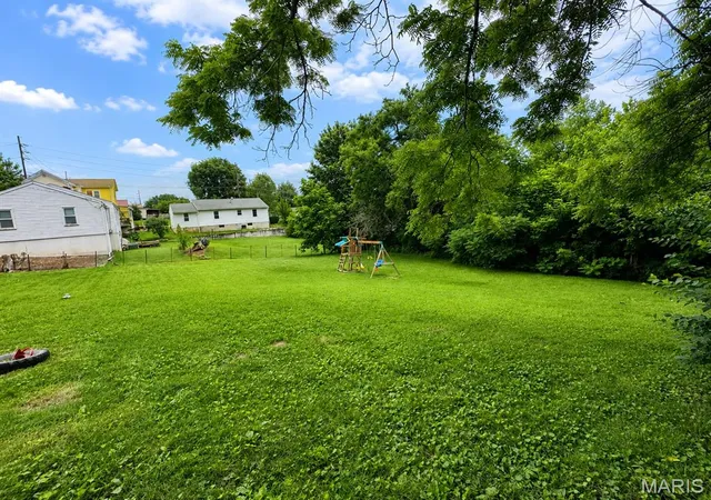 Homes for sale in Louisiana, MO | 620 Maryland St, Louisiana, MO 63353 | MLS# MIS26040337
