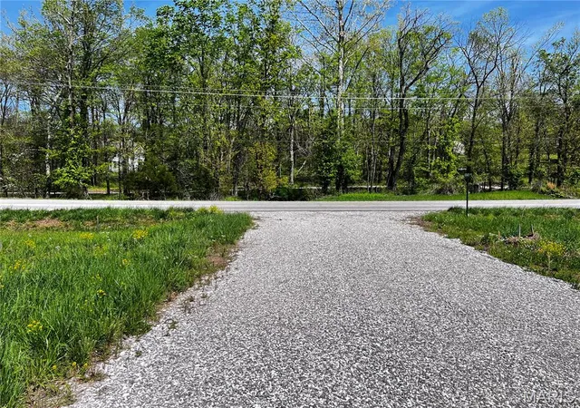 Photo 3 of Land for sale at 1001 Legacy Ln, Perryville, MO 63775 | MLS# MIS26040343 | Listing updated on 2026-06-24