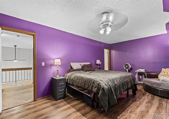 2nd image of 340 Devonshire Ct, Saint Peters, MO 63376