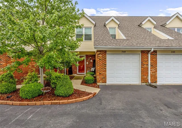 4th image of 340 Devonshire Ct, St Peters, MO 63376