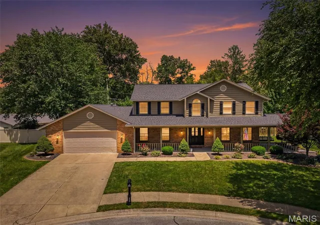 Homes for sale in O'fallon, IL | 1117 Woodleaf Dr, O'fallon, IL 62269 | MLS# MIS26040356
