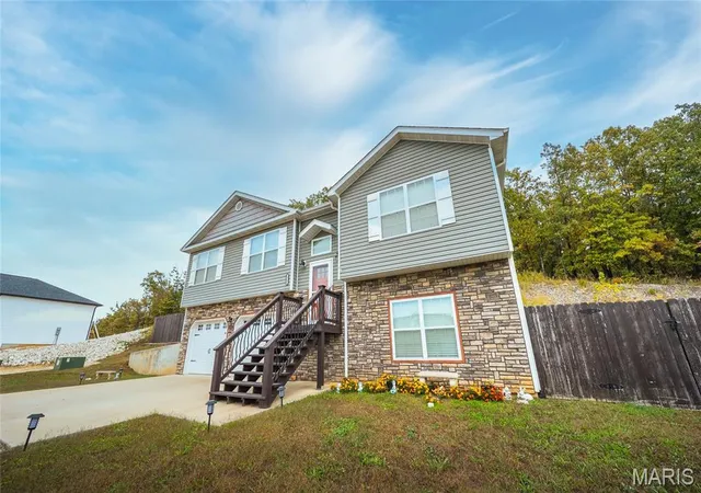 2nd image of 21005 Halifax Dr, Saint Robert, MO 65584 | MLS# MIS26040357