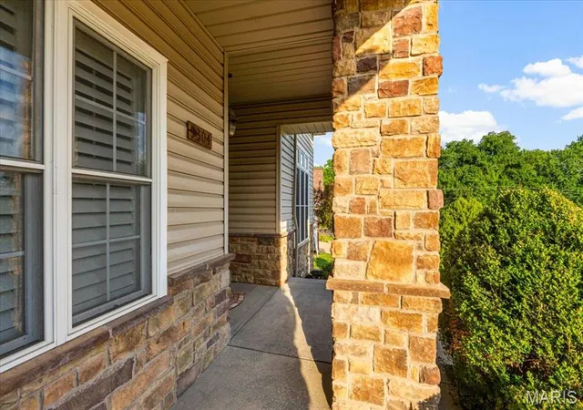 Homes for sale in Hazelwood, MO | 5304 Dunn Ridge Ct, Hazelwood, MO 63042 | MLS# MIS26040365