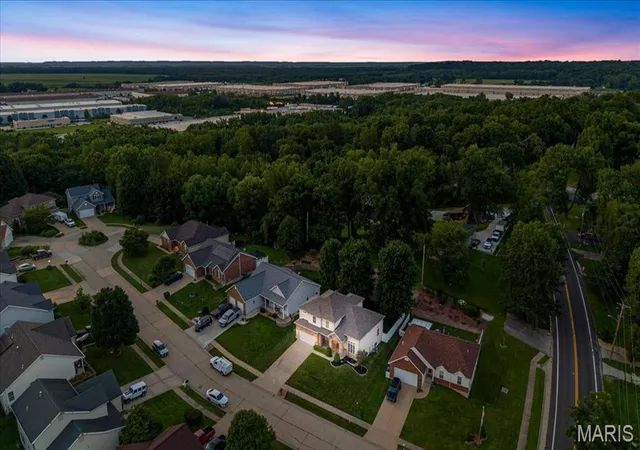 Homes for sale in Hazelwood, MO | 5304 Dunn Ridge Ct, Hazelwood, MO 63042 | MLS# MIS26040365