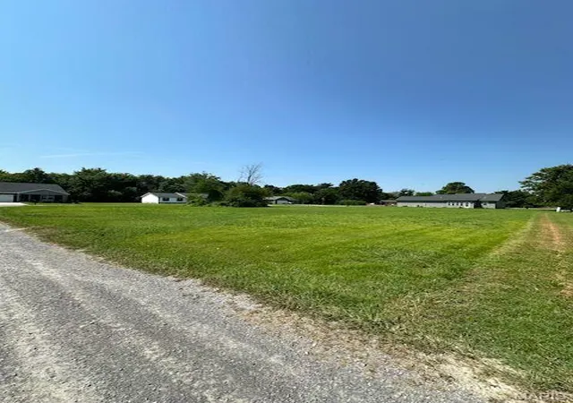 Homes for sale in Sikeston, MO | 398 Garner Rd, Sikeston, MO 63801 | MLS# MIS26040381