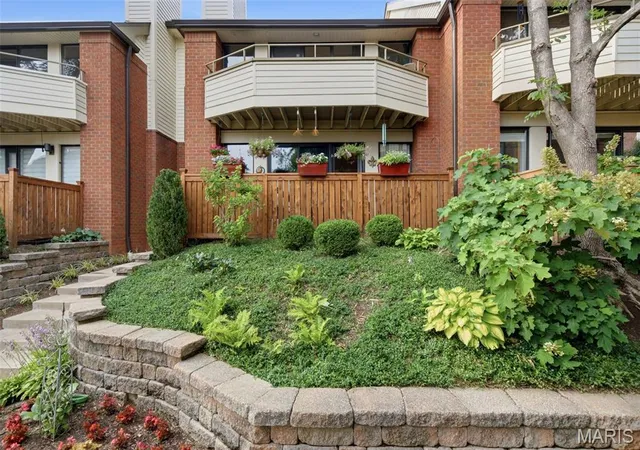 Homes for sale in St Louis, MO | 5575 Waterman Blvd #C, St Louis, MO 63112 | MLS# MIS26040400