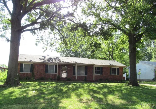 1st image of 12360 Space Dr, Florissant, MO 63033 | MLS# MIS26040403
