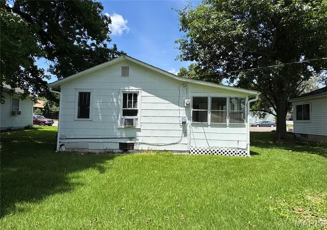 Homes for sale in Sullivan, MO | 228 Pine St, Sullivan, MO 63080 | MLS# MIS26040411