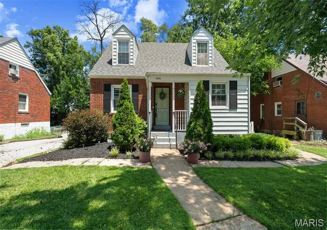 Single family home for sale at 2826 Dunkirk Dr, St Louis, MO 63119 | MLS# MIS26040417