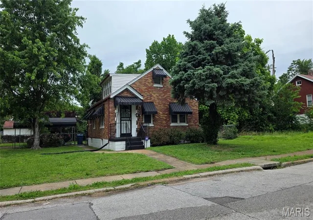 Photo 1 of Single family home for sale at 3801 Avondale Ave, St Louis, MO 63121 | MLS# MIS26040420 | Listing updated on 2026-09-03