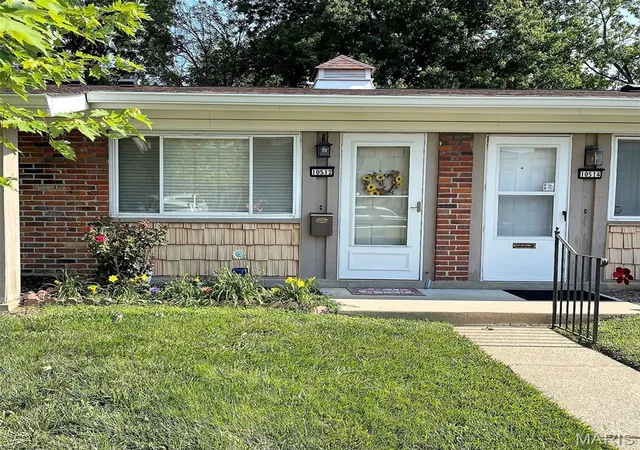 Homes for sale in Unincorporated, MO | 10512 Carroll Wood Way, Unincorporated, MO 63128 | MLS# MIS26040440