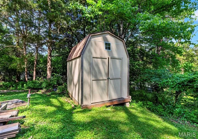 35th image of 105 Willow Dr, Eureka, MO 63025 | MLS# MIS26040449