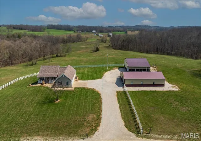 Homes for sale in Perryville, MO | 97 Pcr 522, Perryville, MO 63775 | MLS# MIS26040454