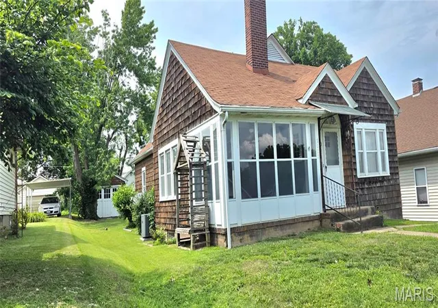 Homes for sale in Chester, IL | 1027 William St, Chester, IL 62233 | MLS# MIS26040465