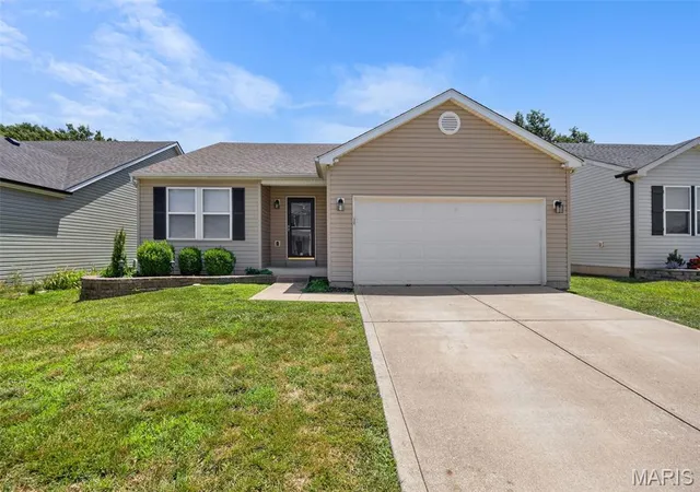 Homes for sale in Herculaneum, MO | 799 Rockshire Dr, Herculaneum, MO 63048 | MLS# MIS26040484
