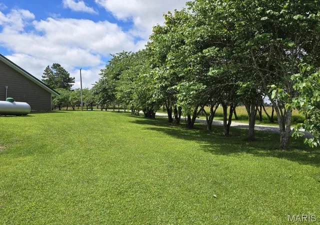 Homes for sale in Houston, MO | 16705 Oak Hill Dr Rd, Houston, MO 65483 | MLS# MIS26040518