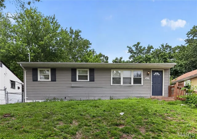 Photo 1 of Single family home for sale at 7477 Halpin Dr, St Louis, MO 63135 | MLS# MIS26040521 | Listing updated on 2026-09-03