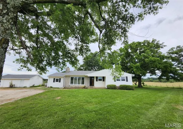 Homes for sale in Mountain Grove, MO | 3711 M- State Hwy Mm, Mountain Grove, MO 65711 | MLS# MIS26040586