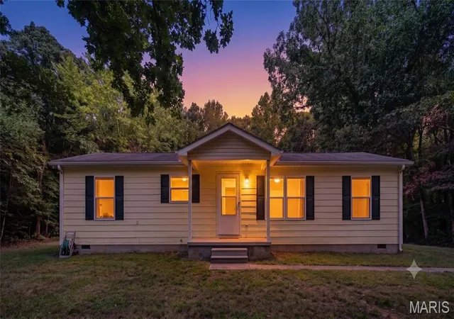 Homes for sale in Newburg, MO | 16002 State Route J, Newburg, MO 65550 | MLS# MIS26040589