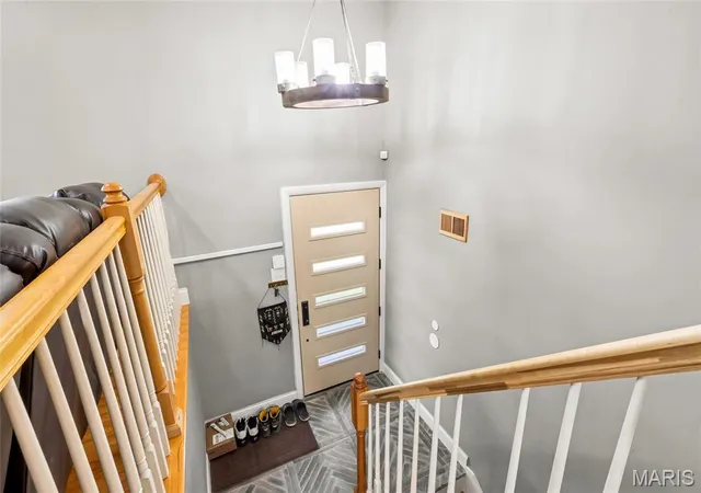 3rd image of 1251 Hawksbury Dr, Arnold, MO 63010 | MLS# MIS26040610