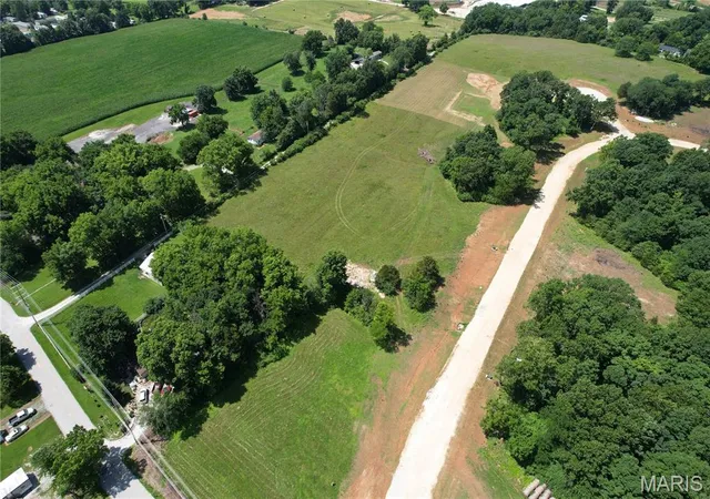 Homes for sale in Troy, MO | 3 Oakview Ct - Lot 1, Troy, MO 63379 | MLS# MIS26040619