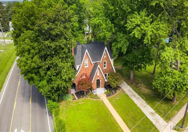 Homes for sale in Collinsville, IL | 101 Mesa Dr, Collinsville, IL 62234 | MLS# MIS26040642