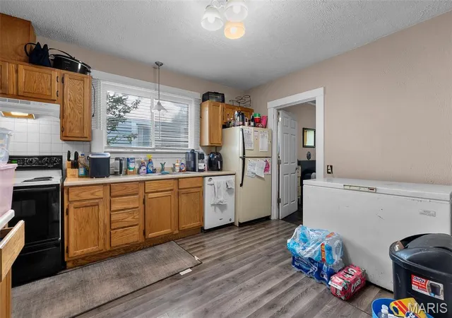 Photo 4 of Single family home for sale at 517 North St, Cape Girardeau, MO 63701 | MLS# MIS26040644 | Listing updated on 2026-08-05