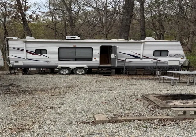 3rd image of 9517 Lone Elk Dr, French Village, MO 63036 | MLS# MIS26040674