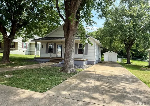 Homes for sale in Park Hills, MO | 27 Houser St, Park Hills, MO 63601 | MLS# MIS26040683