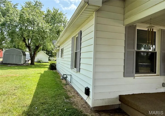 Photo 3 of Single family home for sale at 27 Houser St, Park Hills, MO 63601 | MLS# MIS26040683 | Listing updated on 2026-10-05