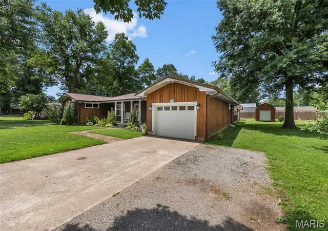 Homes for sale in Steele, MO | 416 S Cooter Rd, Steele, MO 63877 | MLS# MIS26040686