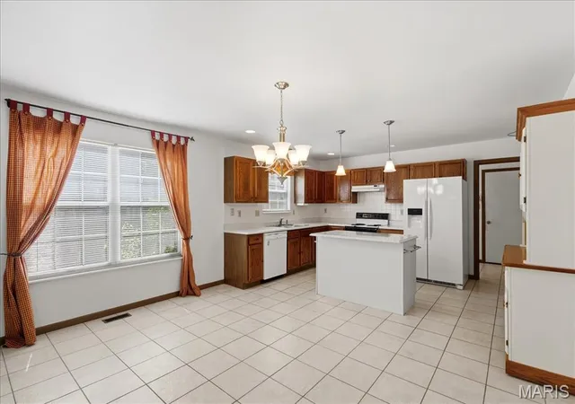Photo 4 of Single family home for sale at 12939 Broadridge Ln, Black Jack, MO 63033 | MLS# MIS26040700 | Listing updated on 2026-10-10